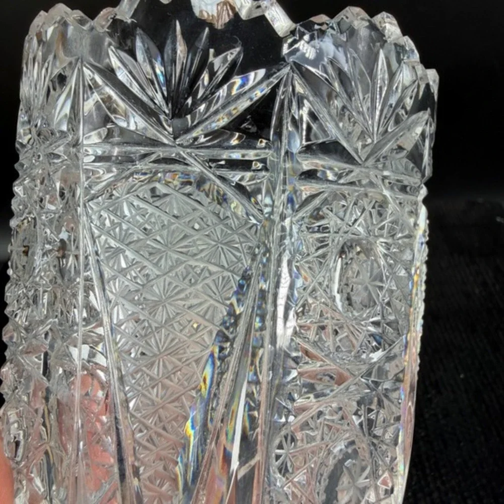 Vintage Cut Crystal Vase 5 Inch Sawtooth Rim Starburst Diamond Pattern Clear‎